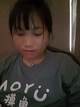 Snapshot of min-xinh chatting on July 2, 7:14 am min-xinh online show from July 2, 7:14 am