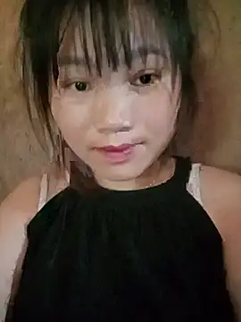 Snapshot of min-xinh chatting on July 6, 6:21 am min-xinh online show from July 6, 6:21 am
