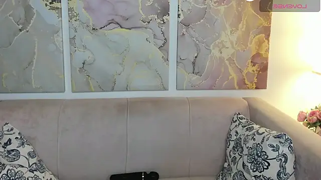 CamillaDreamer online show from May 15, 11:56 pm