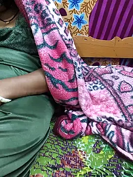 Desi Lilly01 online show from November 27, 7:27 pm