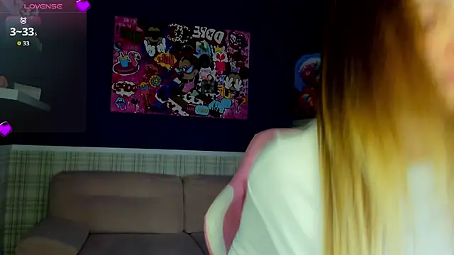 KarinaBroks online show from October 17, 8:50 am