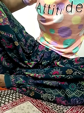 Snapshot of kavita_bhabi chatting on October 13, 5:13 pm kavita bhabi online show from October 13, 5:13 pm