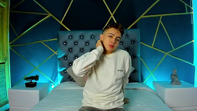 Lian Miller1  online show from October 11, 12:15 pm