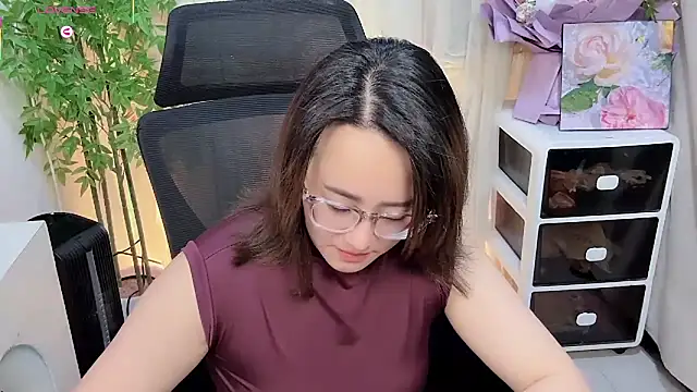 NEWONETO online show from February 6, 1:14 pm