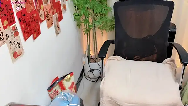 NEWONETO online show from March 8, 12:20 pm