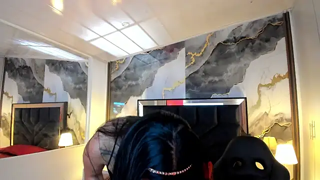 SusanVilla online show from April 15, 7:58 pm