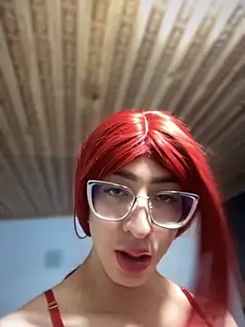 NICOLLE  12 online show from October 20, 1:33 pm