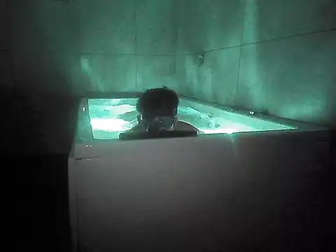 Snapshot of Horny_MALLU_6 chatting on January 6, 8:28 pm Horny MALLU 6 online show from January 6, 8:28 pm