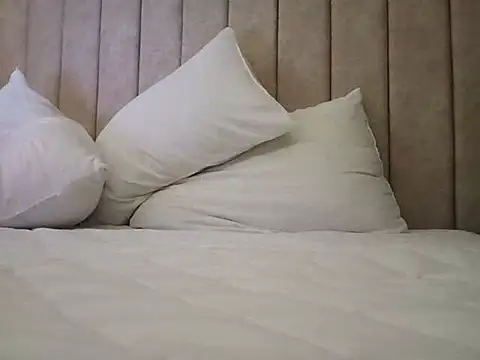 Snapshot of Horny_MALLU_6 chatting on September 19, 7:14 pm Horny MALLU 6 online show from September 19, 7:14 pm