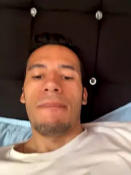 Snapshot of wiland_hot23 chatting on November 3, 6:09 pm wiland hot23 online show from November 3, 6:09 pm