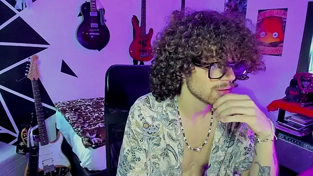 MikaelRizzzo online show from October 1, 8:04 pm
