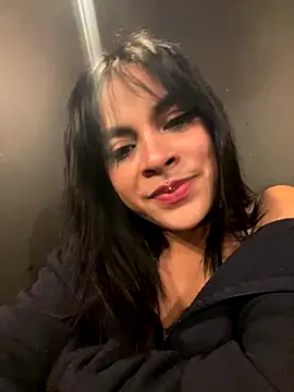 Snapshot of Veeronica_ chatting on September 30, 12:48 am Veeronica online show from September 30, 12:48 am