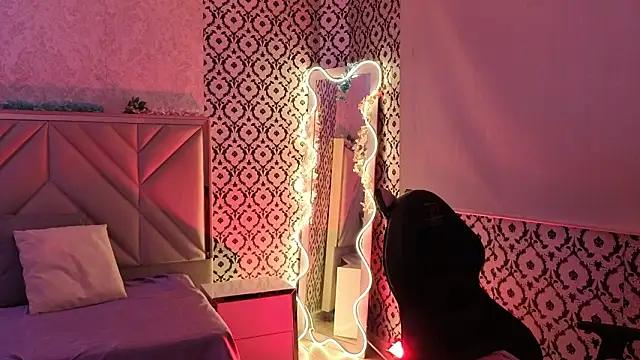 Ixchel tay online show from February 14, 3:25 am