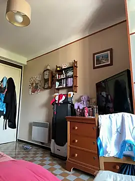 GoldenPussy1329 online show from July 19, 10:52 am