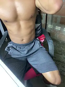 Snapshot of El_morx chatting on March 29, 4:56 am El morx online show from March 29, 4:56 am