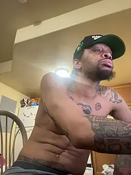 thefreakscomeoutatnight online show from March 12, 7:09 pm