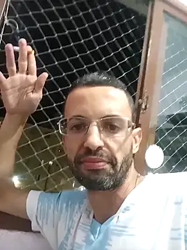 Art9i34art online show from April 16, 3:18 am