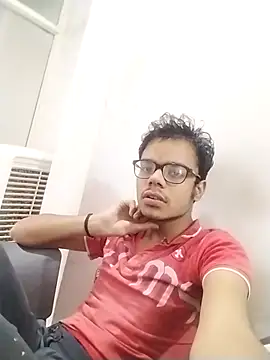 sexybobby13 online show from February 14, 9:28 am