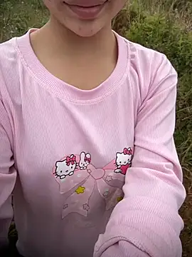 Miubeeeee online show from November 17, 2:39 am