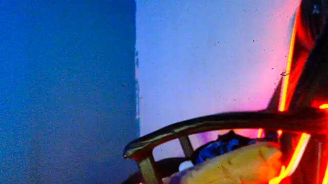 highinhtxx online show from February 28, 5:03 pm