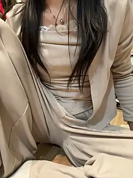 Snapshot of lee_ly chatting on February 2, 12:59 pm lee ly online show from February 2, 12:59 pm