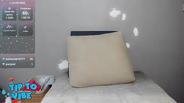 INDIANROMANCE online show from December 11, 9:41 am