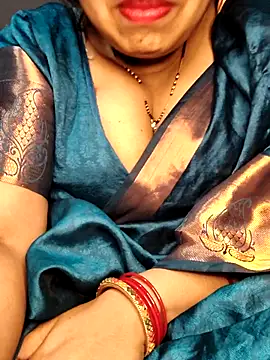 Snapshot of Hot__bhabhi_99 chatting on June 21, 3:53 am Hot bhabhi 99 online show from June 21, 3:53 am