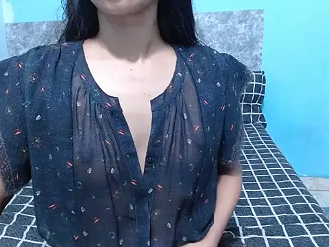 Snapshot of hey_mishtidoll chatting on November 3, 12:24 am hey mishtidoll online show from November 3, 12:24 am