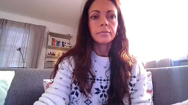 LoveAndRopes online show from February 3, 8:41 am