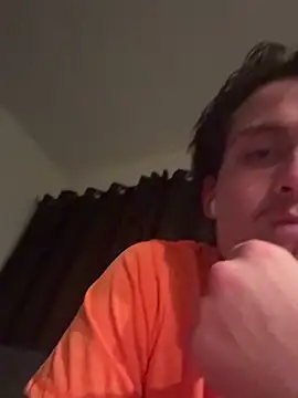 Snapshot of itsthecatchh chatting on October 14, 8:04 am itsthecatchh online show from October 14, 8:04 am