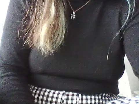 Snapshot of Rajl69x chatting on October 1, 10:32 am Rajl69x online show from October 1, 10:32 am