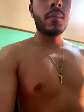 Zafirito online show from November 1, 8:33 pm