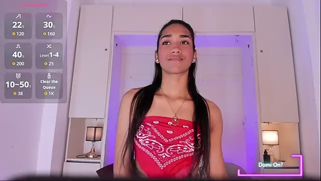 AnahiCollins online show from October 7, 11:40 am