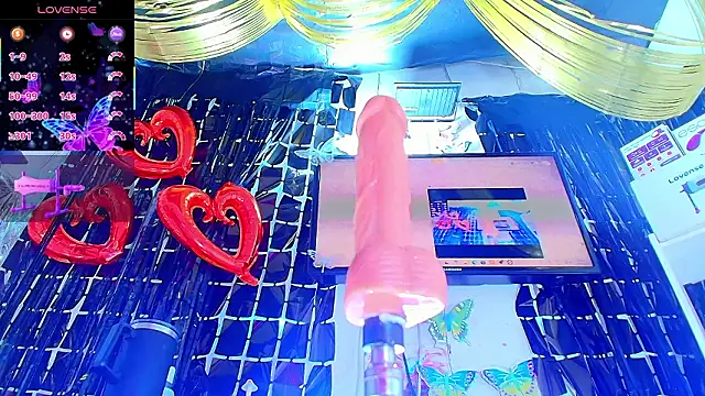 Snapshot of dakotamilf__hot chatting on February 3, 9:03 am dakotamilf hot online show from February 3, 9:03 am