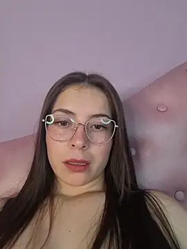 EmmaValencia  online show from February 14, 4:31 am