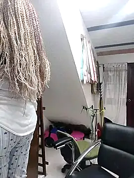 Alaya-15 online show from November 30, 6:45 pm