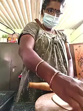 Tamilselviroja- online show from December 20, 9:16 am