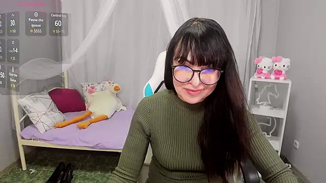 Snapshot of LindaRomero chatting on November 4, 9:52 am LindaRomero online show from November 4, 9:52 am