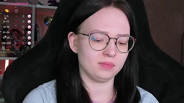 power robynn online show from March 28, 11:10 am