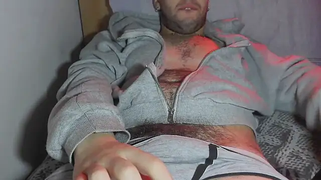 cazzo18cm3 online show from January 14, 9:09 pm