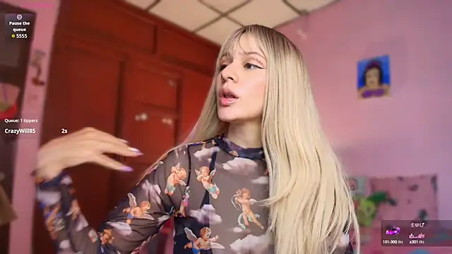 Snapshot of Your_Barbie_ chatting on October 14, 7:58 pm Your Barbie online show from October 14, 7:58 pm