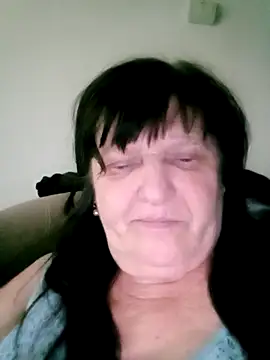 Apeesynka55211 online show from April 8, 4:07 pm