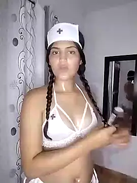 Snapshot of Valery_Margie chatting on November 4, 7:51 am Valery Margie online show from November 4, 7:51 am