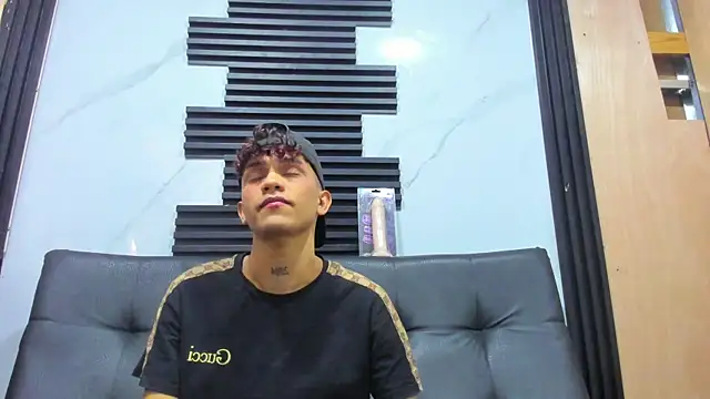 milo crave online show from October 7, 12:57 pm