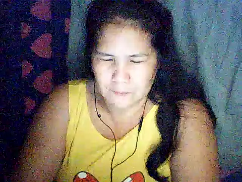 Snapshot of milagrose_rose chatting on June 16, 11:46 am milagrose rose online show from June 16, 11:46 am