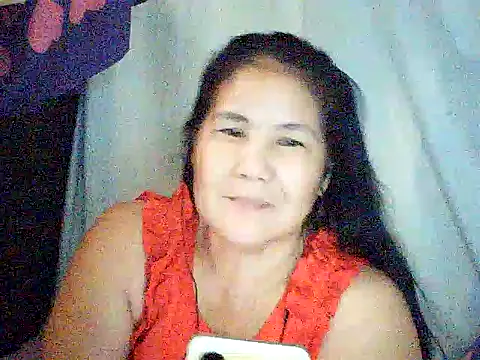 Snapshot of milagrose_rose chatting on June 18, 4:46 am milagrose rose online show from June 18, 4:46 am