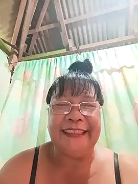 Snapshot of joy_cute chatting on May 8, 10:48 pm joy cute online show from May 8, 10:48 pm