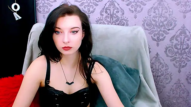 DominantLuna online show from February 12, 8:26 pm