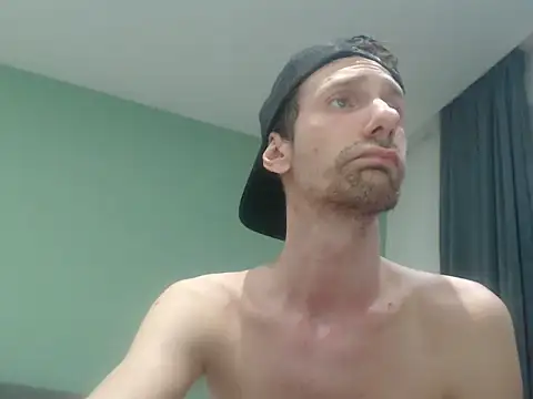 Snapshot of LoyalDoggie chatting on June 30, 10:55 pm LoyalDoggie online show from June 30, 10:55 pm