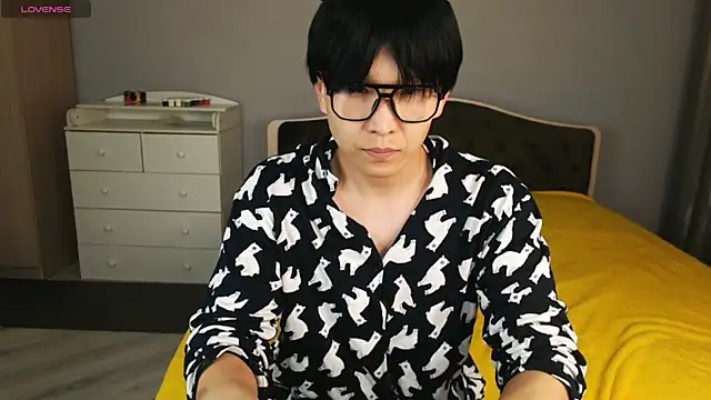 KaiChicken online show from May 15, 6:26 pm